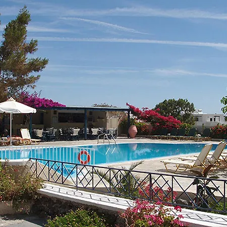 Alia 3* Kamari (Santorini)