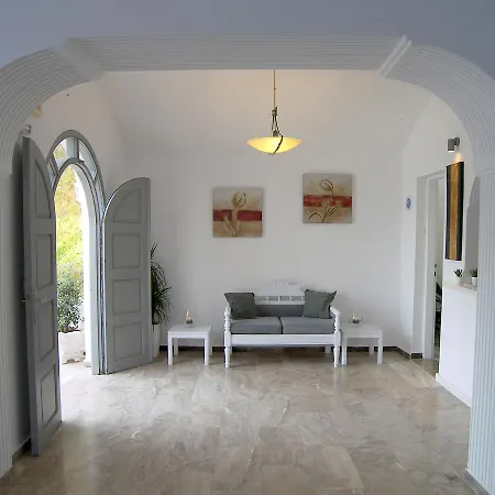 Alia Hotel 3*