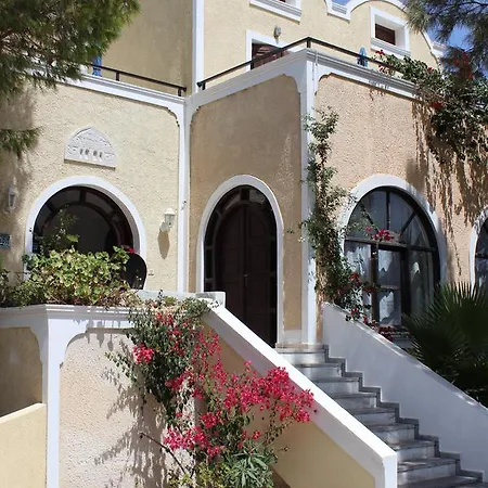 Alia 3* Kamari (Santorini)