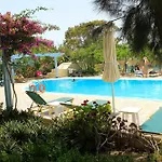 Hotel Alia Kamári