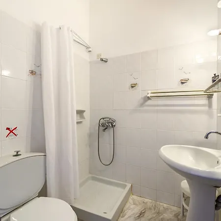 Alia 3* Kamari (Santorini)