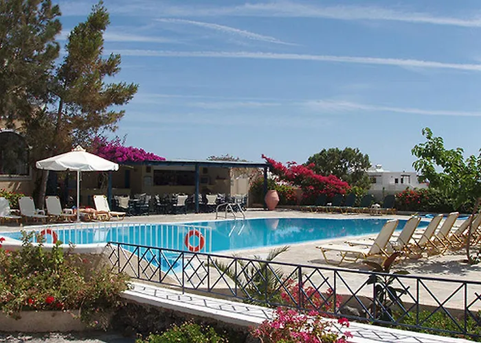 Alia 3* Kamari (Santorini)