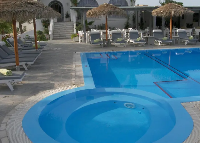 Alia 3* Kamari (Santorini)