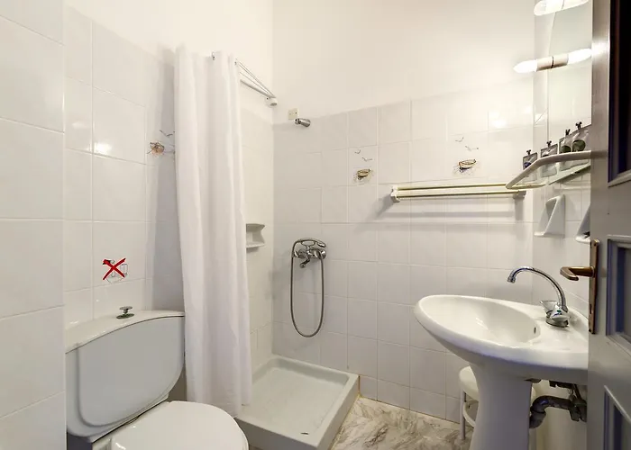 Alia 3* Kamari (Santorini)