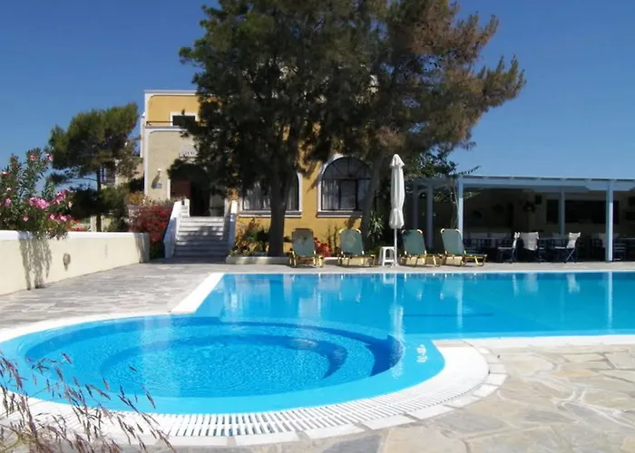 Alia 3* Kamari (Santorini)