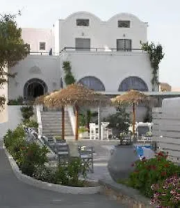 Alia Hotel Kamari (Santorini)